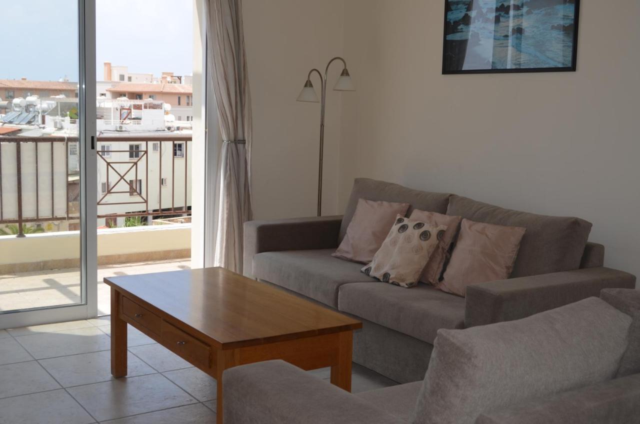 Caiti'S Place Apartamento Pafos Exterior foto